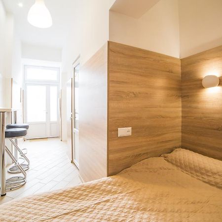 Smart Apartments リヴィウ エクステリア 写真